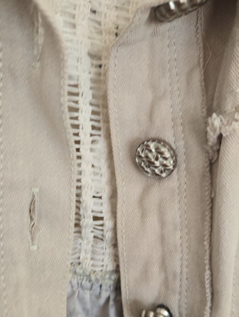 POL Patchwork Floral & Knit Beige Jean Jacket - Picture 3 of 9